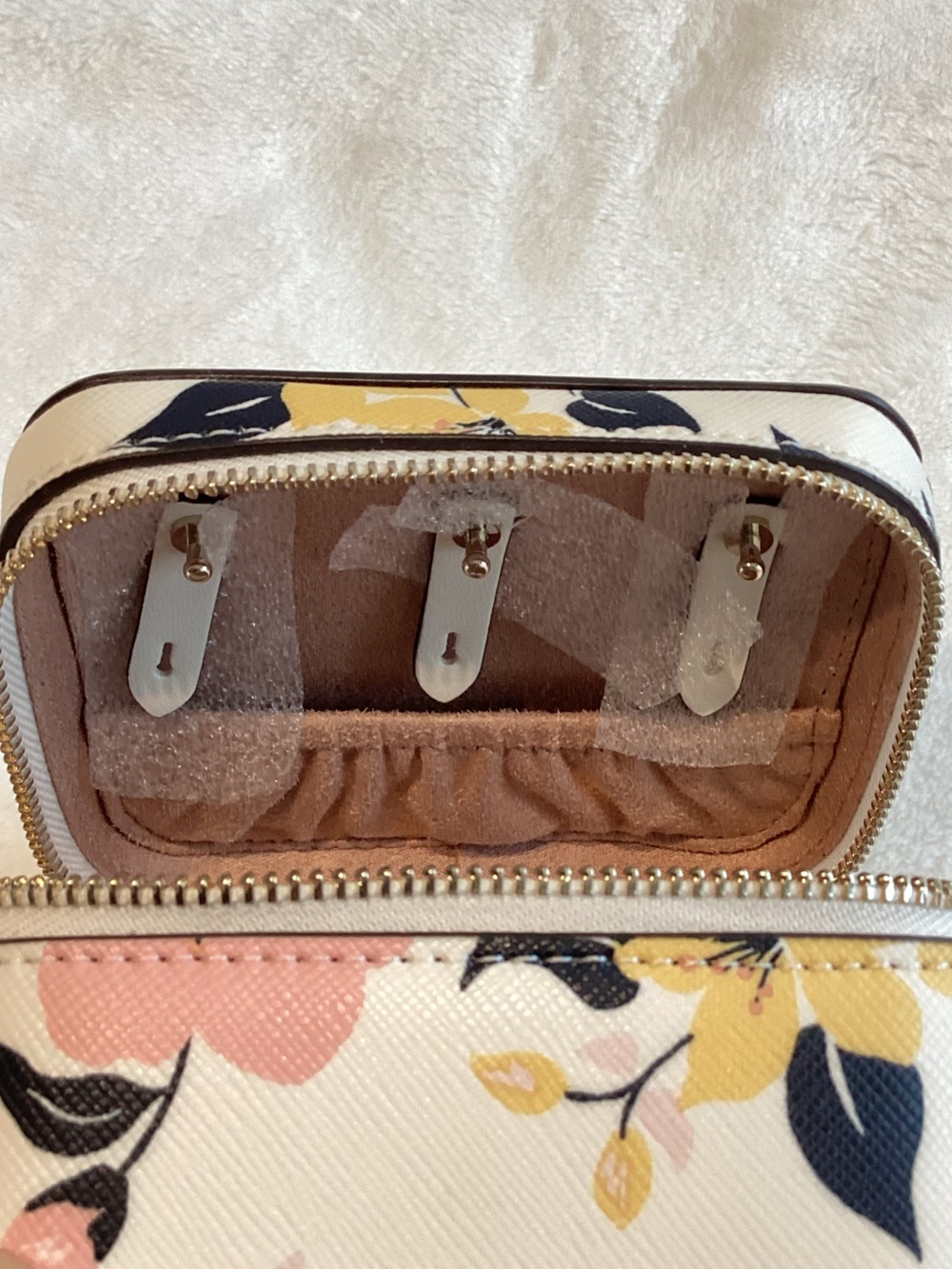 ♠️Kate Spade Staci Lilly Blooms Travel Jewelry Holder Box NEW Ivory Floral - Picture 10 of 12